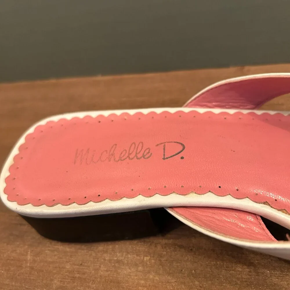 Michelle D. Womens White Bow Slip On 1.25